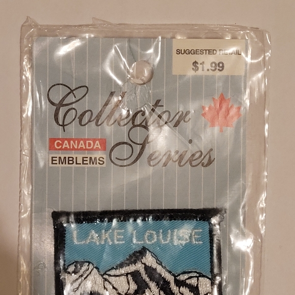 NWT Voyager Collector Series Canada Emblems Lake Louise Canada Patch - Picture 3 of 5